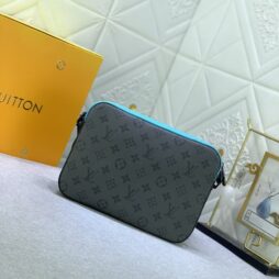 LOUIS VUITTON ルイ・ヴィトン モノグラム  メッセンジャーバッグ M11648